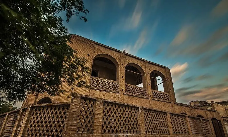 کاروانسرای معین‌التجار
