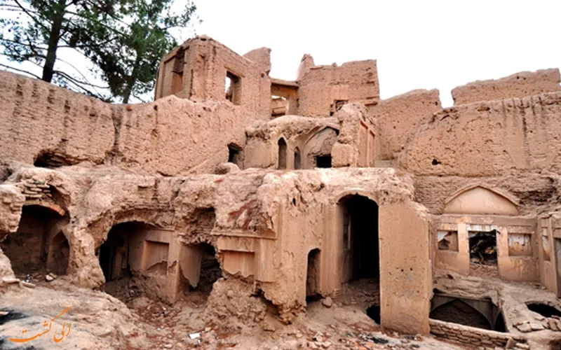 آشنایی با شهر بیرجند ارگ بهارستان