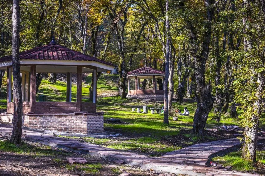 راهنمای سفر به اراک|جاهای دیدنی،رستورانها و مراکز خرید پارک ایرالکو