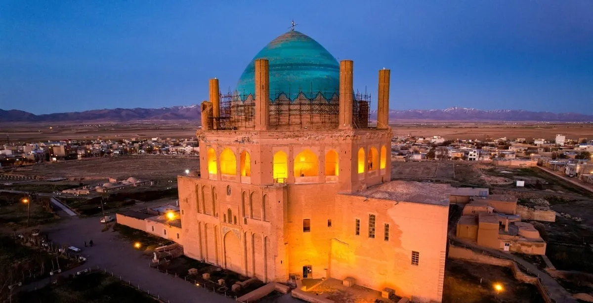 آشنایی با شهر زنجان گنبد سلطانیه