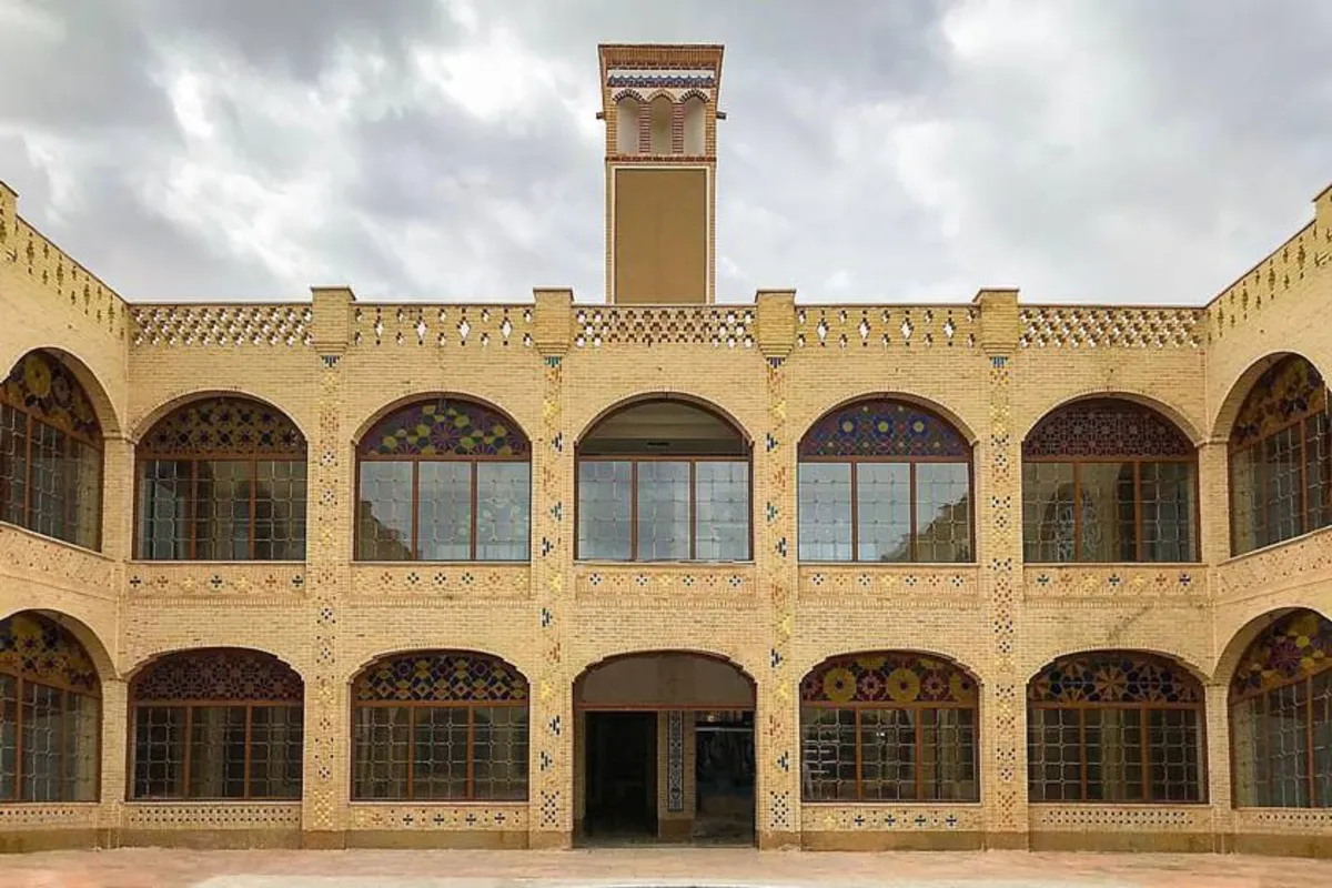 سرای نقش جهان