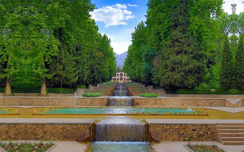 آشنایی با شهر کرمان پارک شاهزاده ماهان