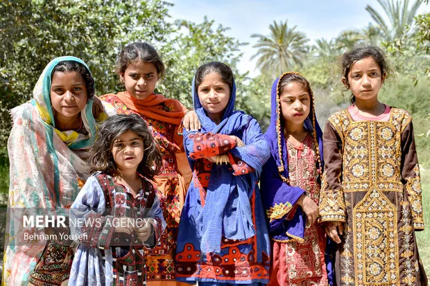 استان سیستان و بلوچستان ؛ گردهمایی دریا و کویر دختران اقوام سیستان و بلوچستان
