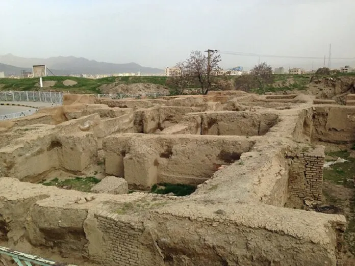 استان همدان: هگمتانه، مهد تاریخ و فرهنگ ایران تپه هگمتانه