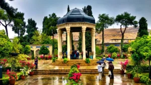 حافظیه نمادی از شیراز