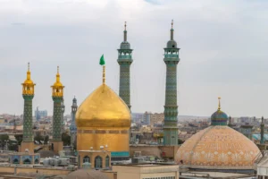 حرم حضرت معصومه نمادی از قم