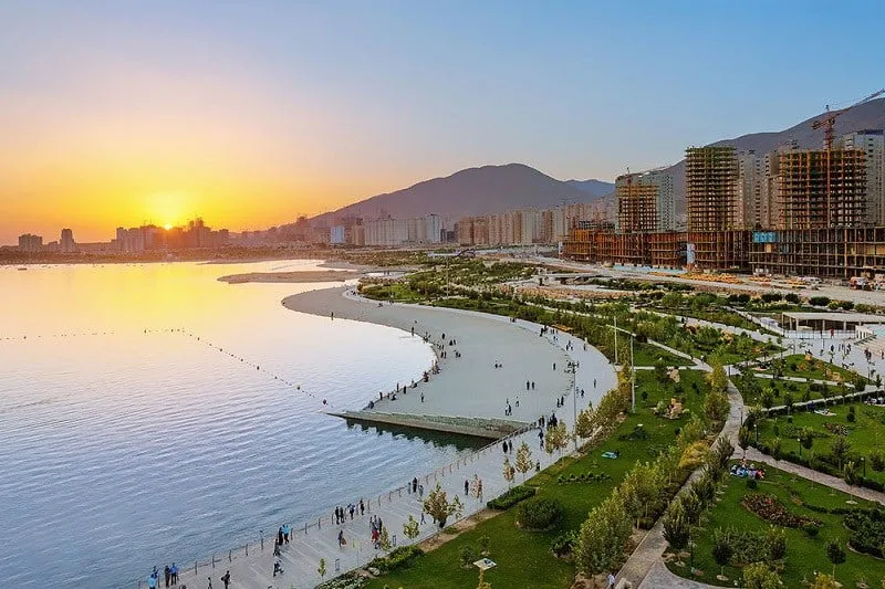 آشنایی با شهر تهران دریاچه چیتگر