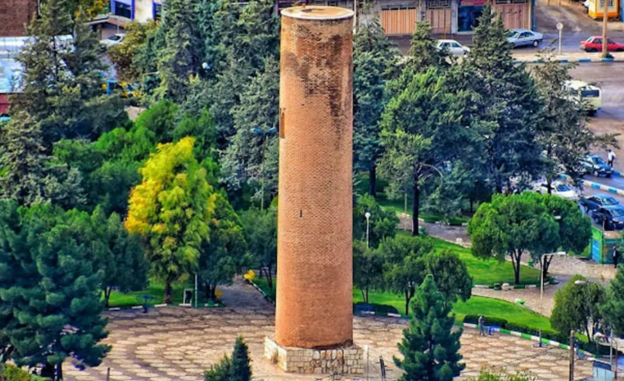 آشنایی با شهر خرم آباد مناره آجری